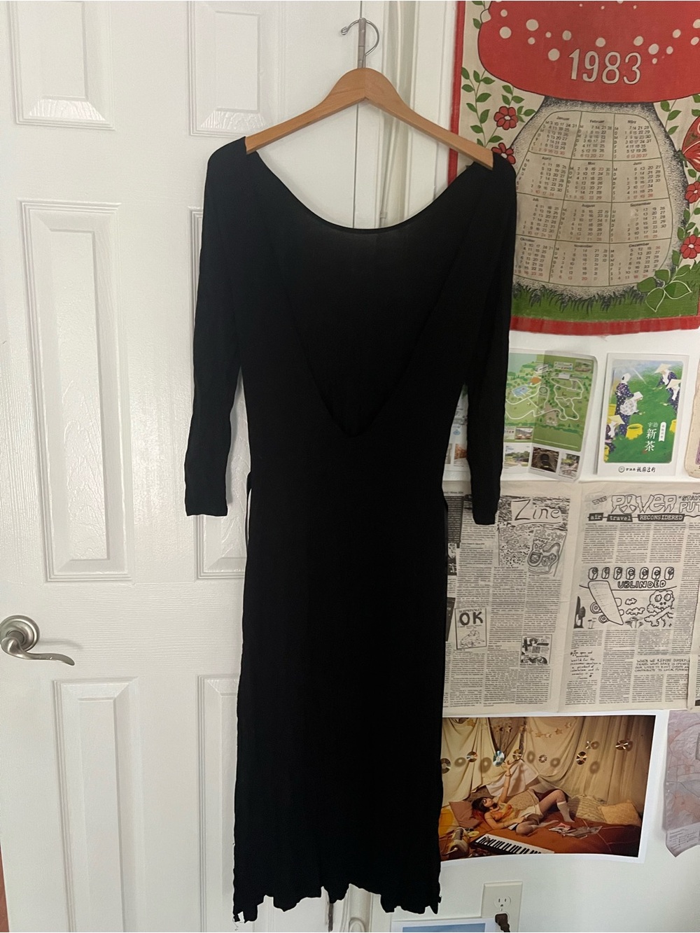Classic Black Long Sleeve backless Dress